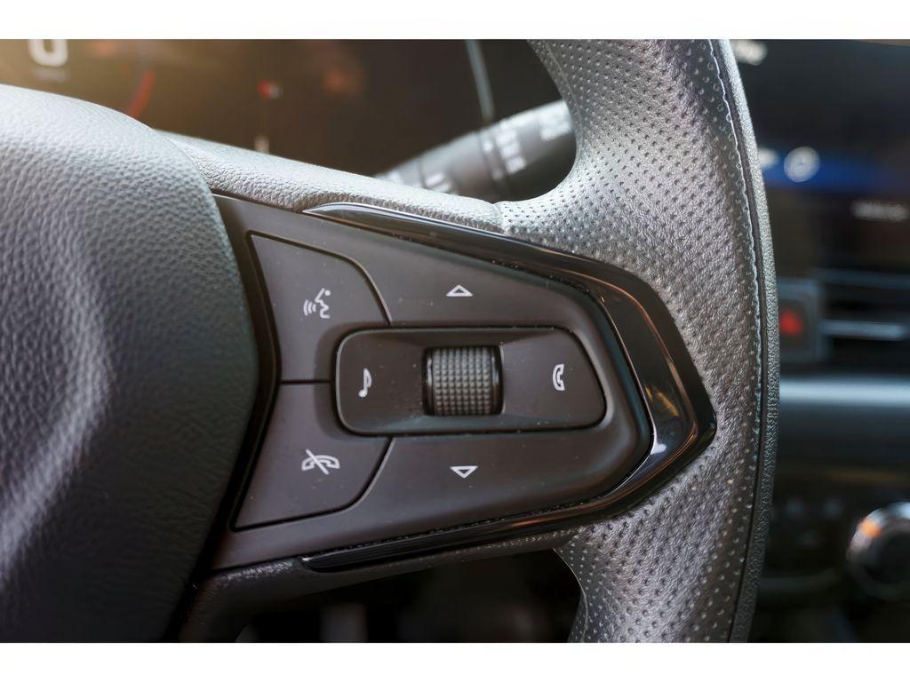 used 2025 Chevrolet TrailBlazer car, priced at $26,999