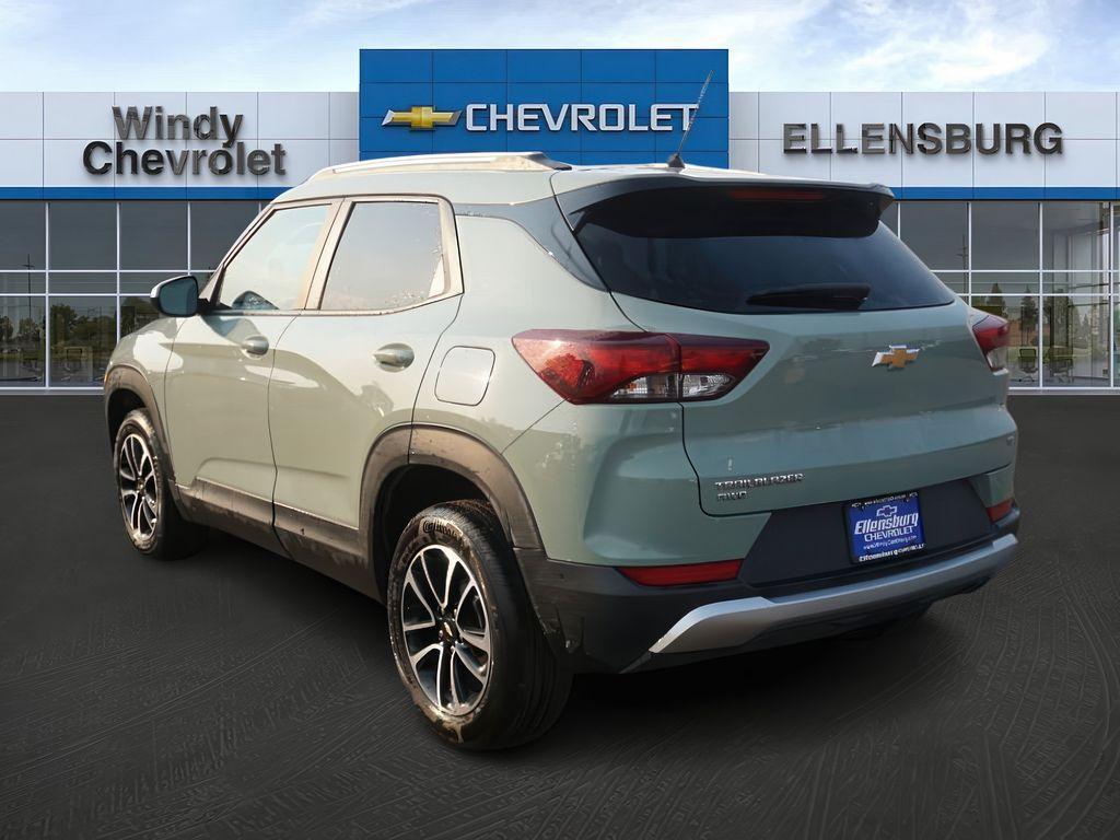 used 2025 Chevrolet TrailBlazer car, priced at $26,999