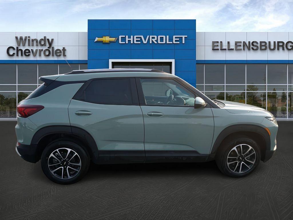 used 2025 Chevrolet TrailBlazer car, priced at $26,999