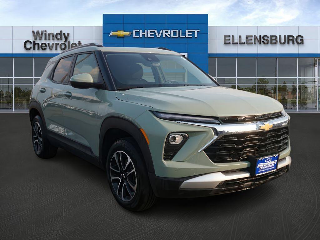 used 2025 Chevrolet TrailBlazer car, priced at $26,999