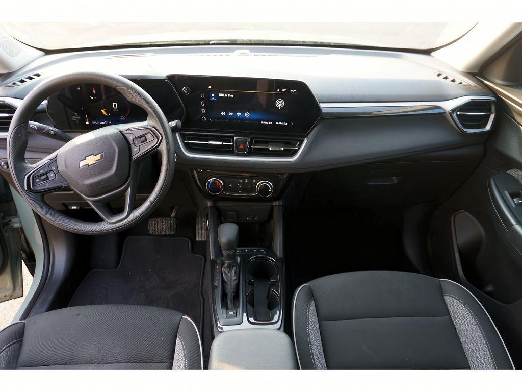 used 2025 Chevrolet TrailBlazer car, priced at $26,999