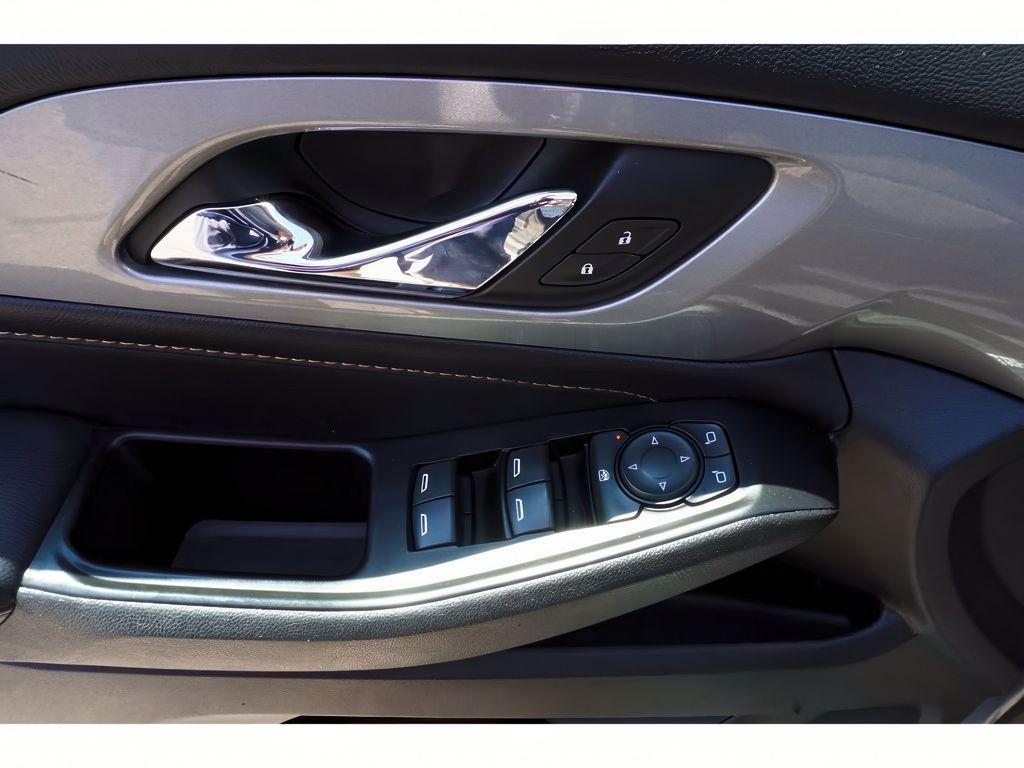 used 2020 Chevrolet Traverse car, priced at $24,799