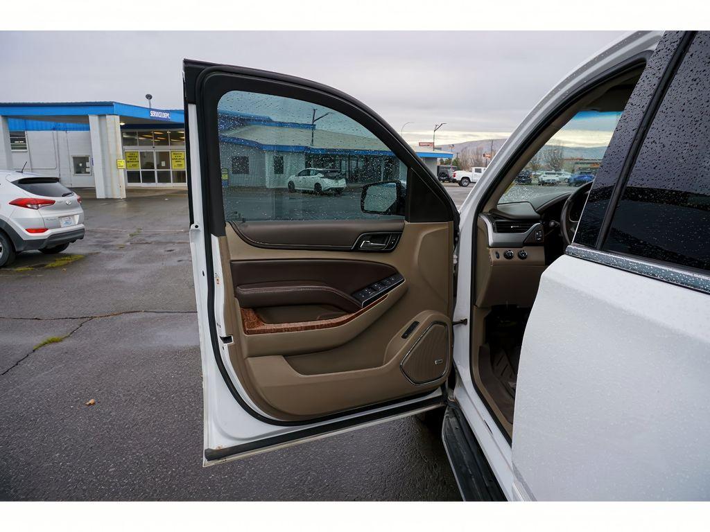used 2016 Chevrolet Suburban car, priced at $19,999