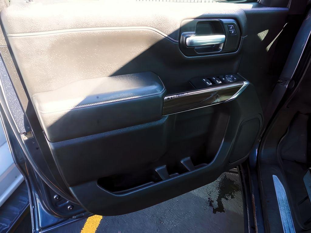 used 2021 Chevrolet Silverado 1500 car, priced at $38,999