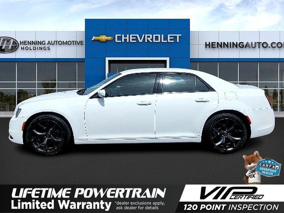 used 2021 Chrysler 300 car