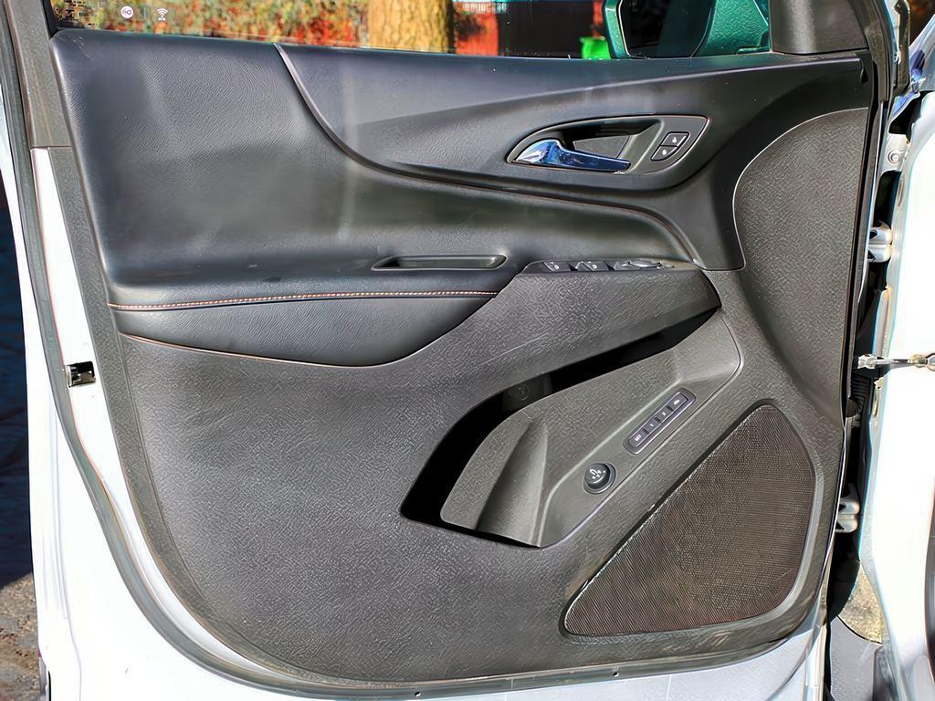 used 2019 Chevrolet Equinox car, priced at $18,999