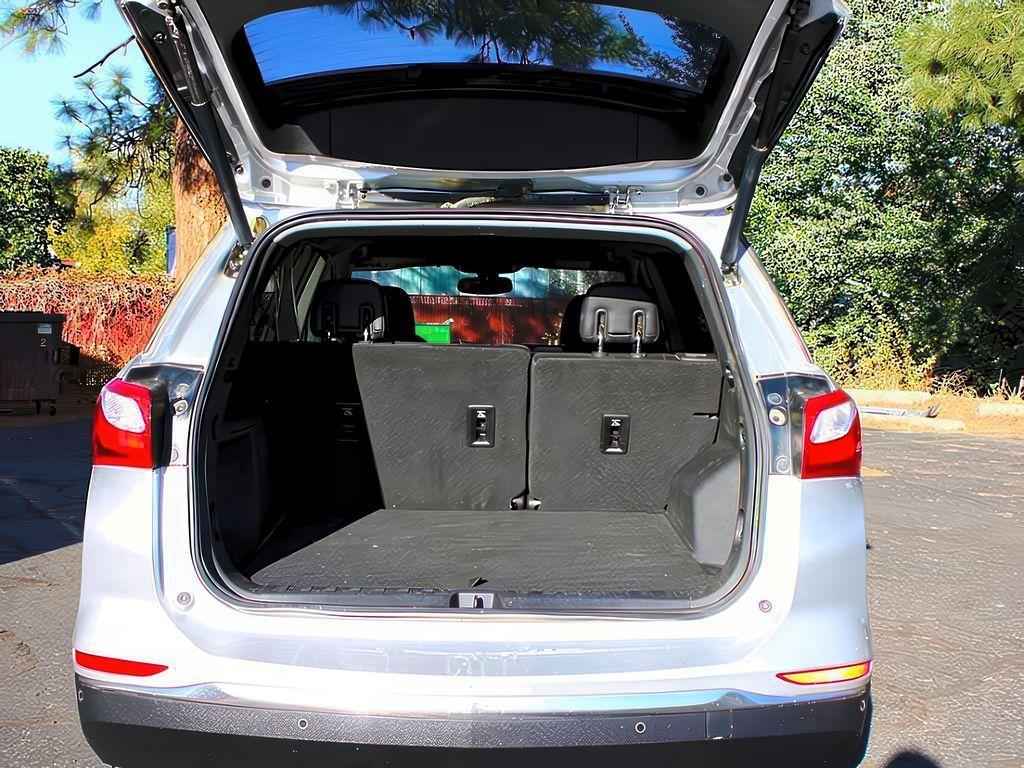 used 2019 Chevrolet Equinox car, priced at $18,999