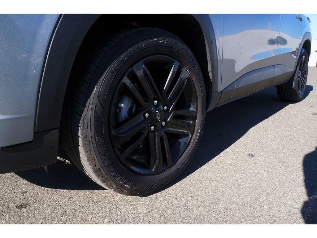 used 2025 Chevrolet Trax car, priced at $24,899