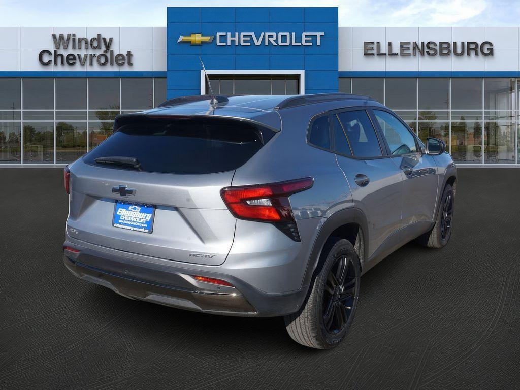 used 2025 Chevrolet Trax car, priced at $24,899