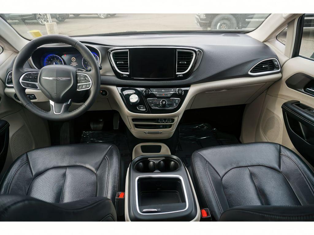 used 2022 Chrysler Pacifica car, priced at $24,897