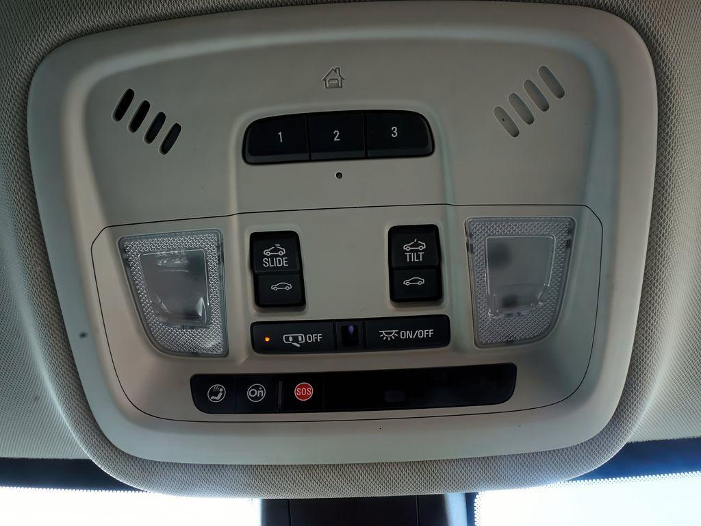 used 2019 Chevrolet Traverse car, priced at $26,379