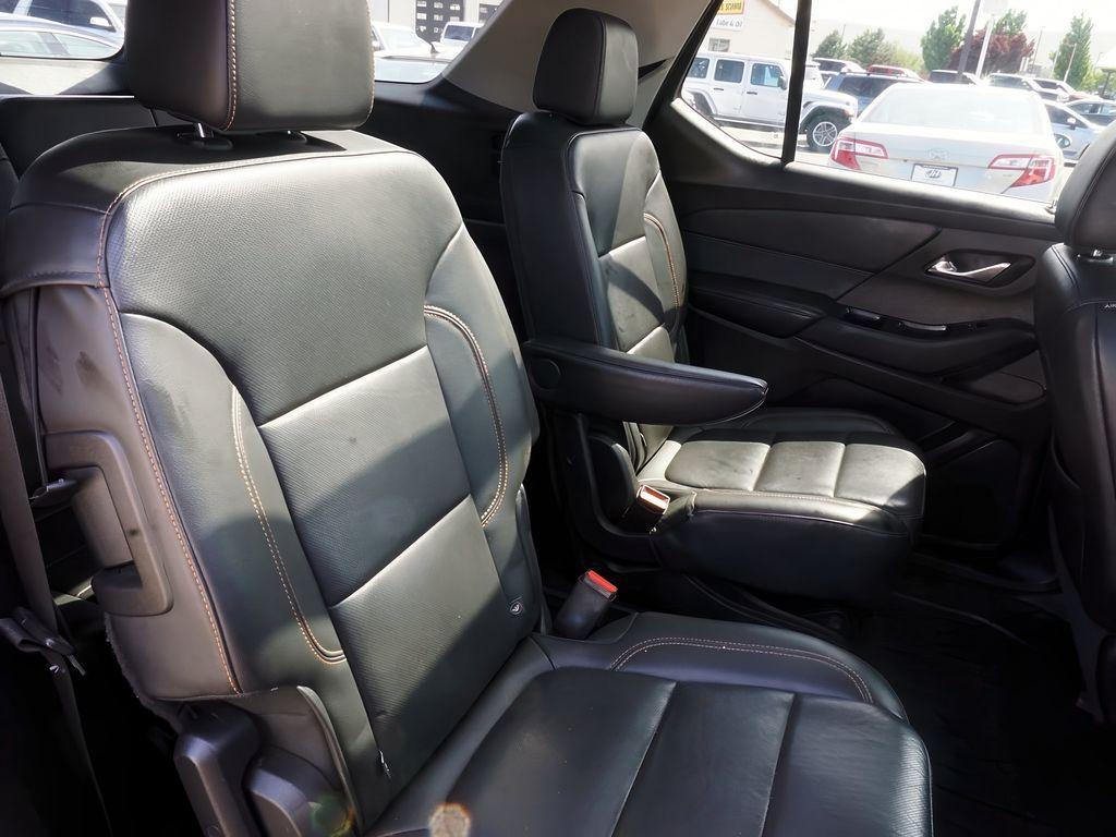 used 2019 Chevrolet Traverse car, priced at $26,379