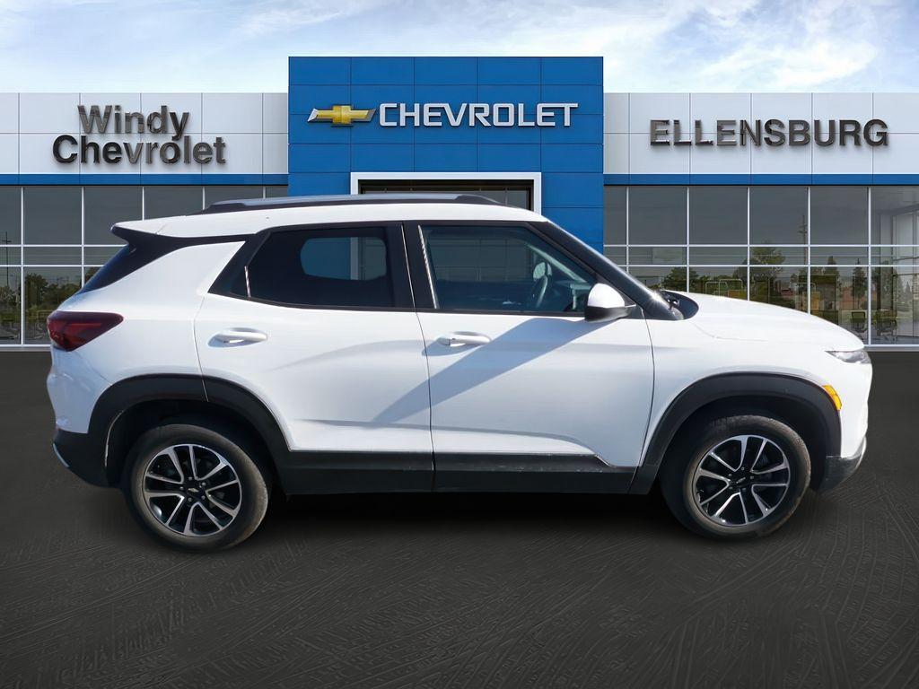 used 2025 Chevrolet TrailBlazer car, priced at $26,999