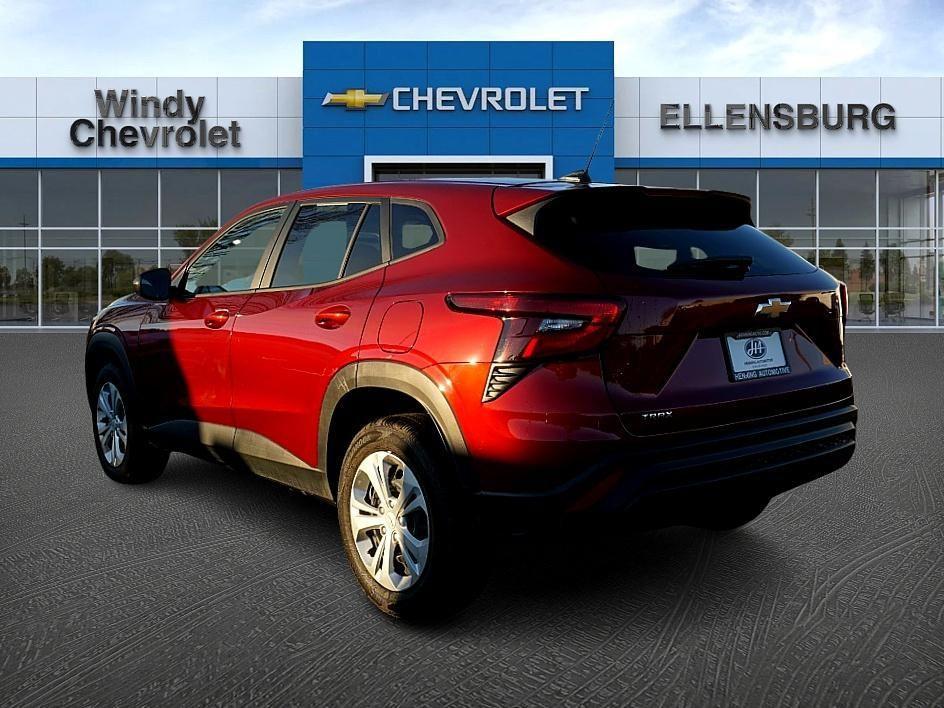 used 2025 Chevrolet Trax car, priced at $24,298