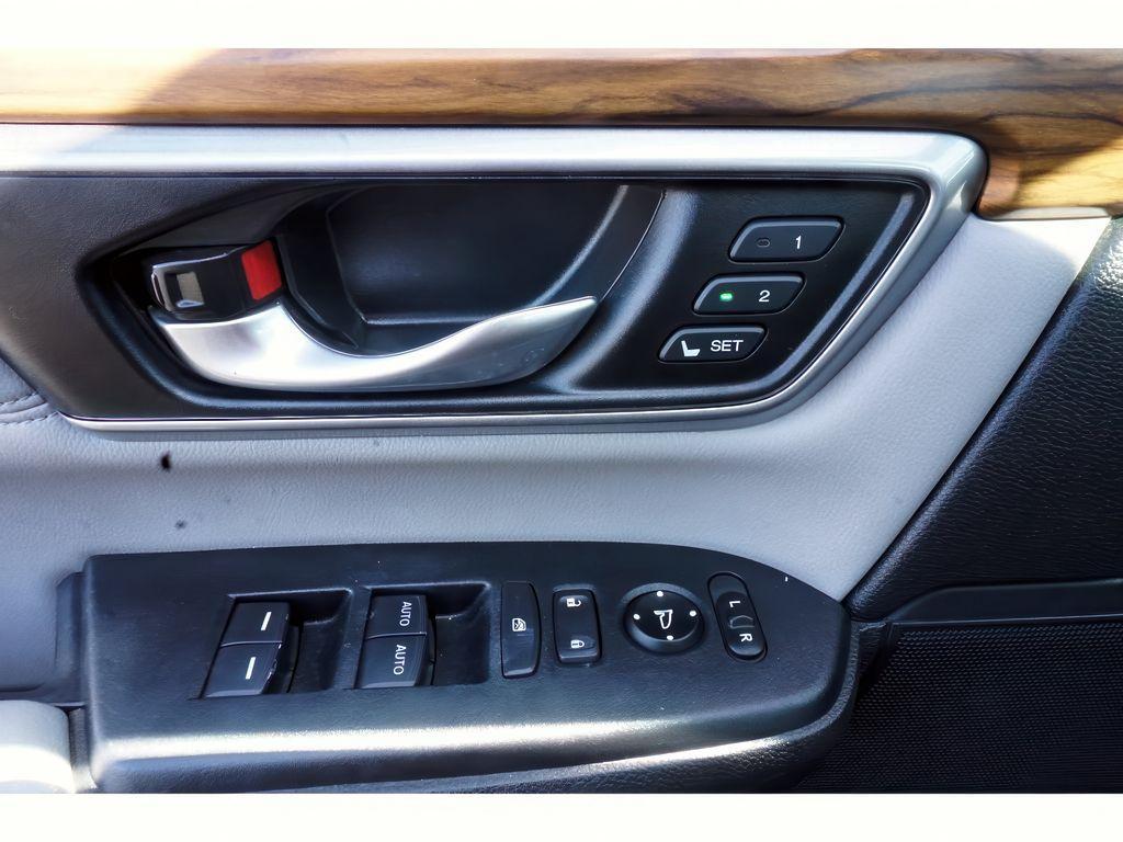 used 2018 Honda CR-V car, priced at $22,999