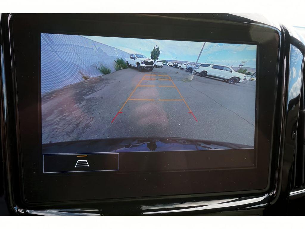 used 2022 Chevrolet Traverse car, priced at $27,299