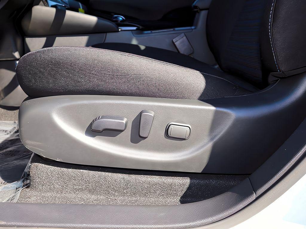 used 2025 Nissan Leaf car, priced at $25,999