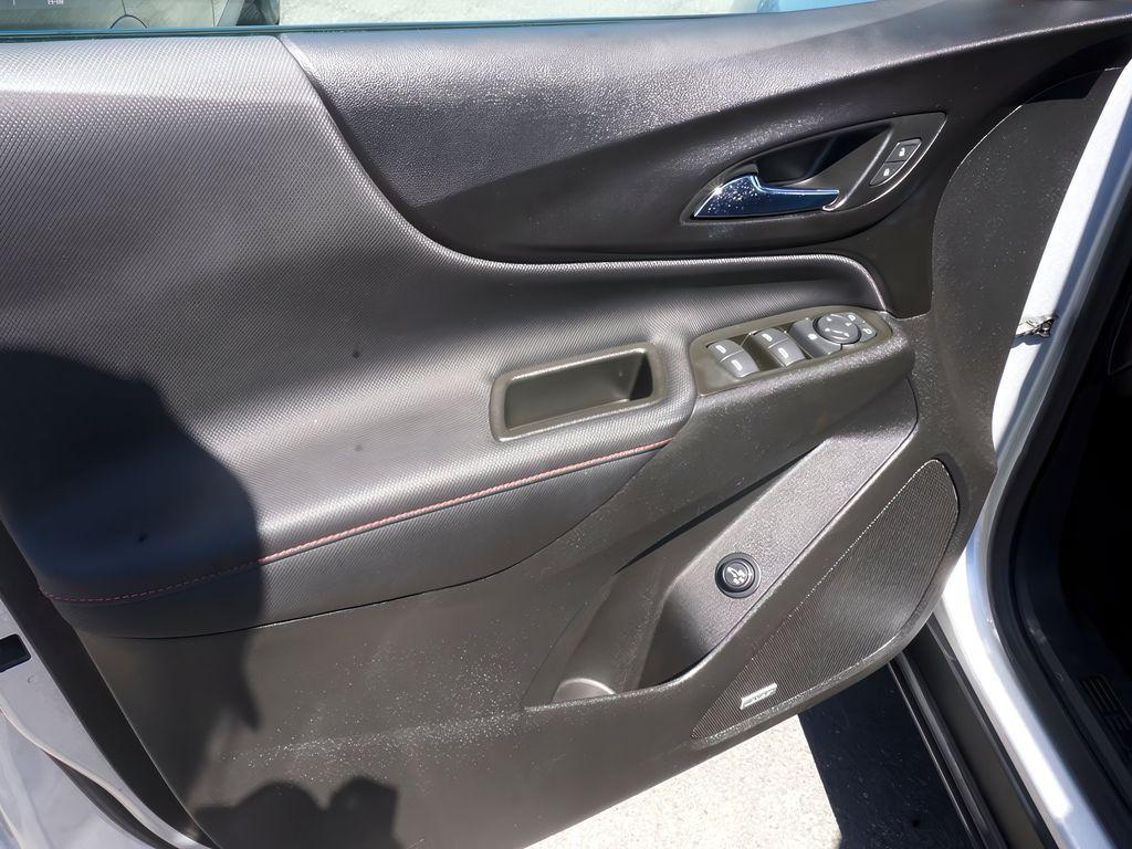 used 2022 Chevrolet Equinox car, priced at $23,499