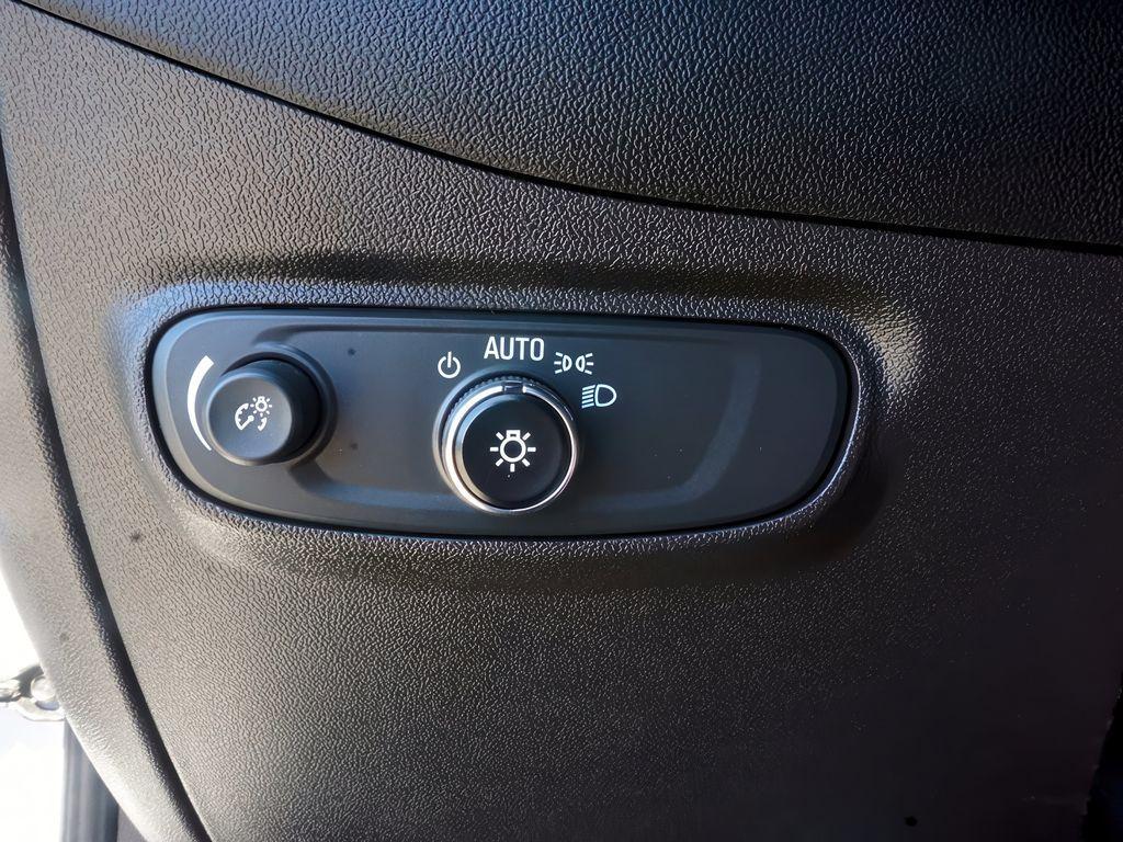 used 2022 Chevrolet Equinox car, priced at $23,499