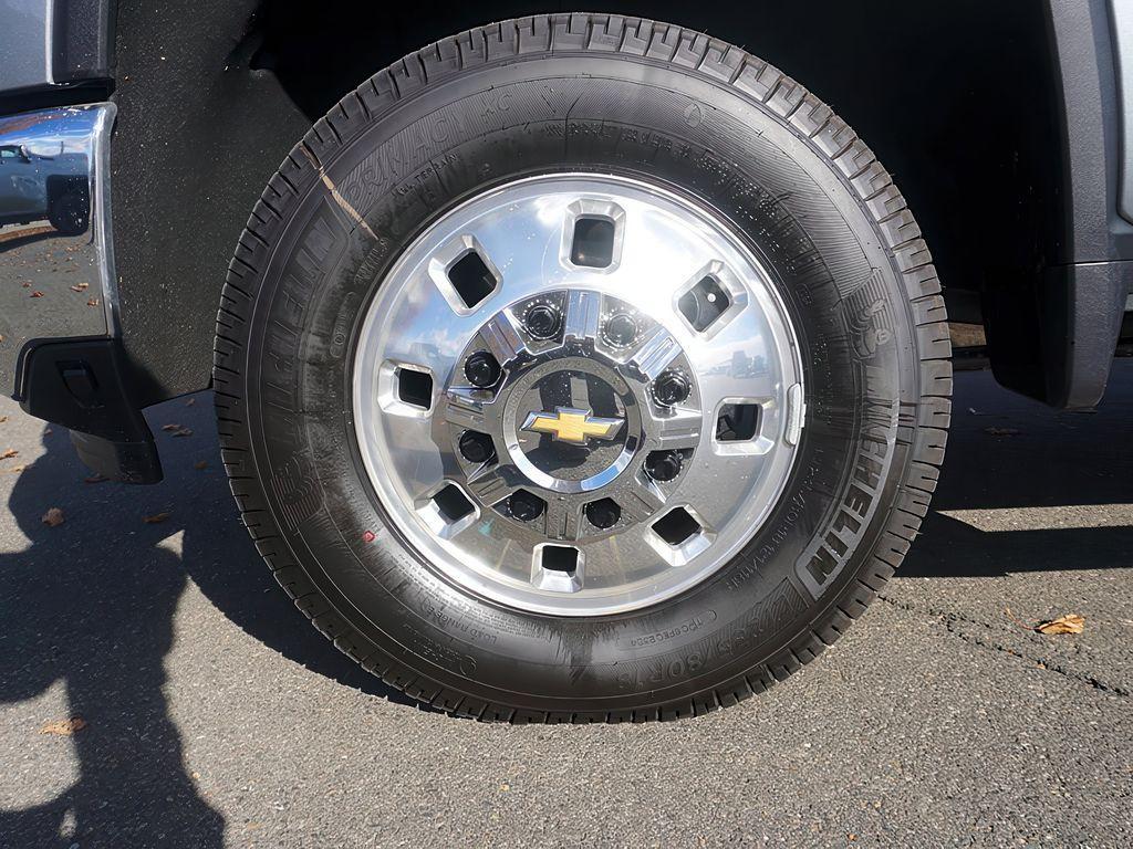used 2025 Chevrolet Silverado 3500 car, priced at $89,597