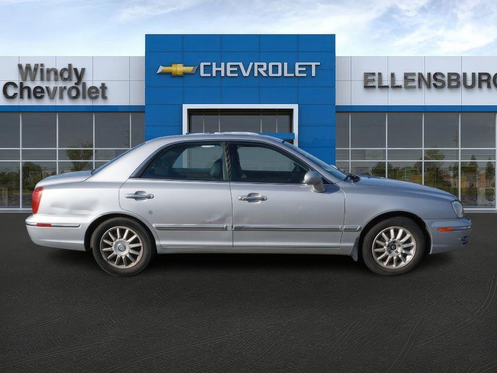 used 2004 Hyundai XG350 car, priced at $3,999