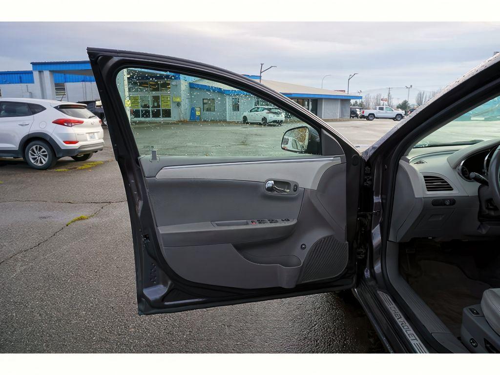 used 2010 Chevrolet Malibu car, priced at $9,999