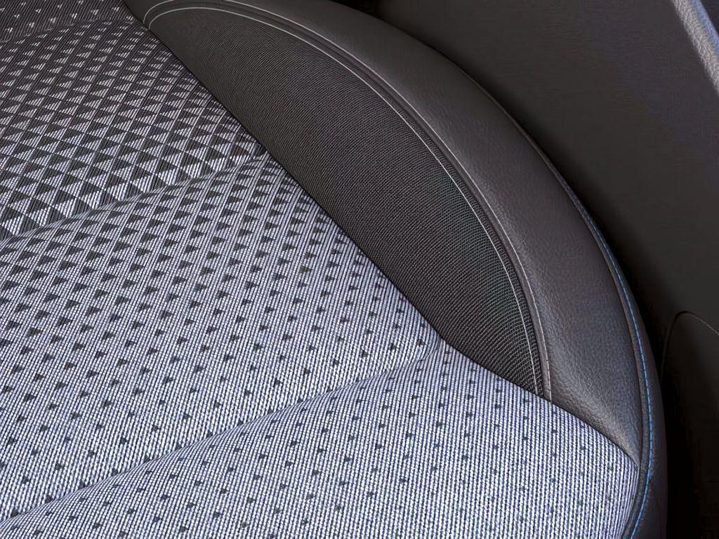 new 2025 Chevrolet Trax car, priced at $25,485