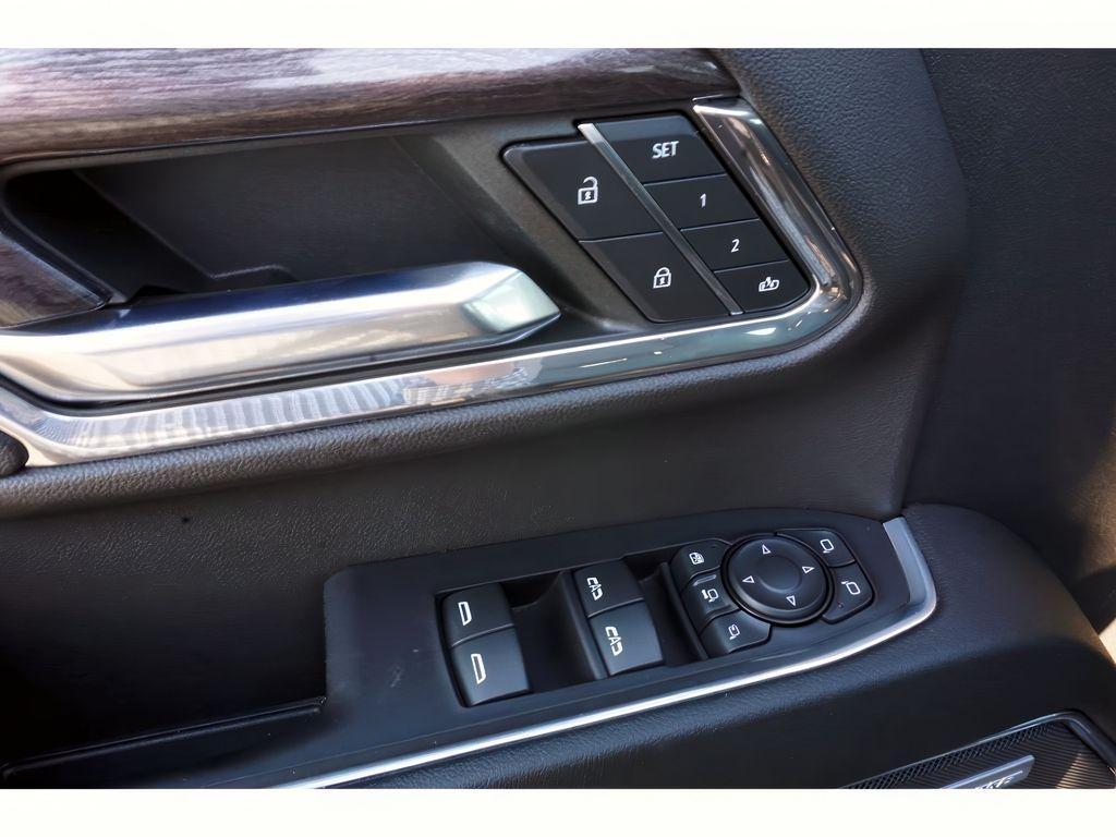 used 2024 Chevrolet Silverado 2500 car, priced at $70,999