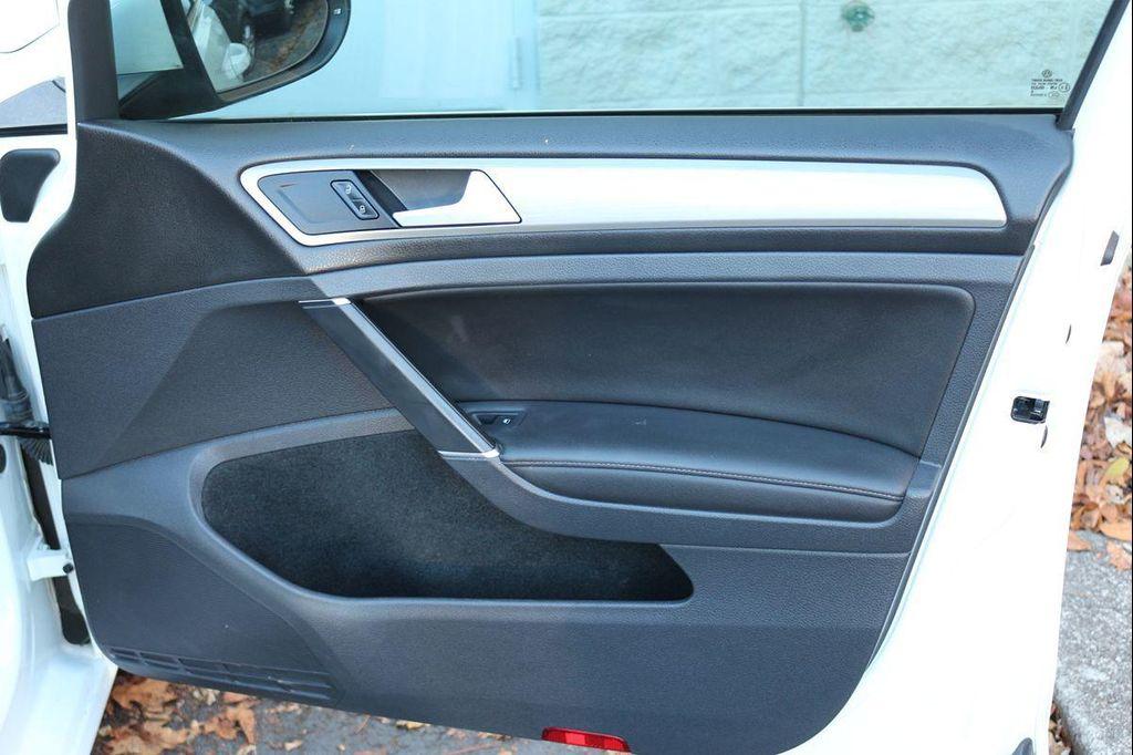 used 2015 Volkswagen Golf SportWagen car, priced at $12,450