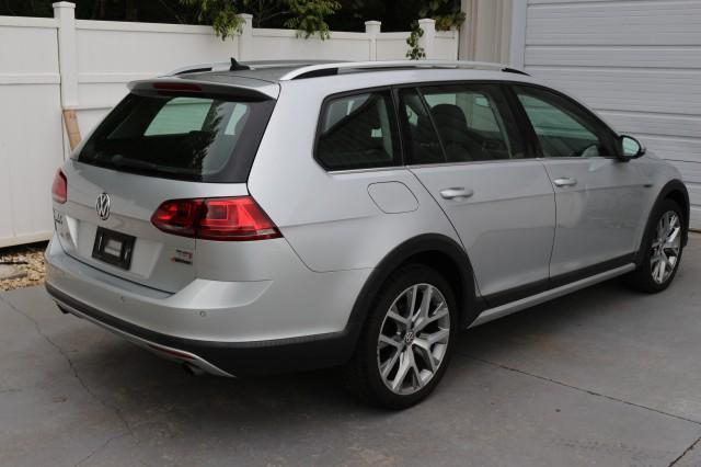 used 2017 Volkswagen Golf Alltrack car, priced at $14,950