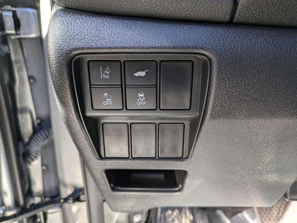 used 2021 Honda CR-V Hybrid car, priced at $27,990