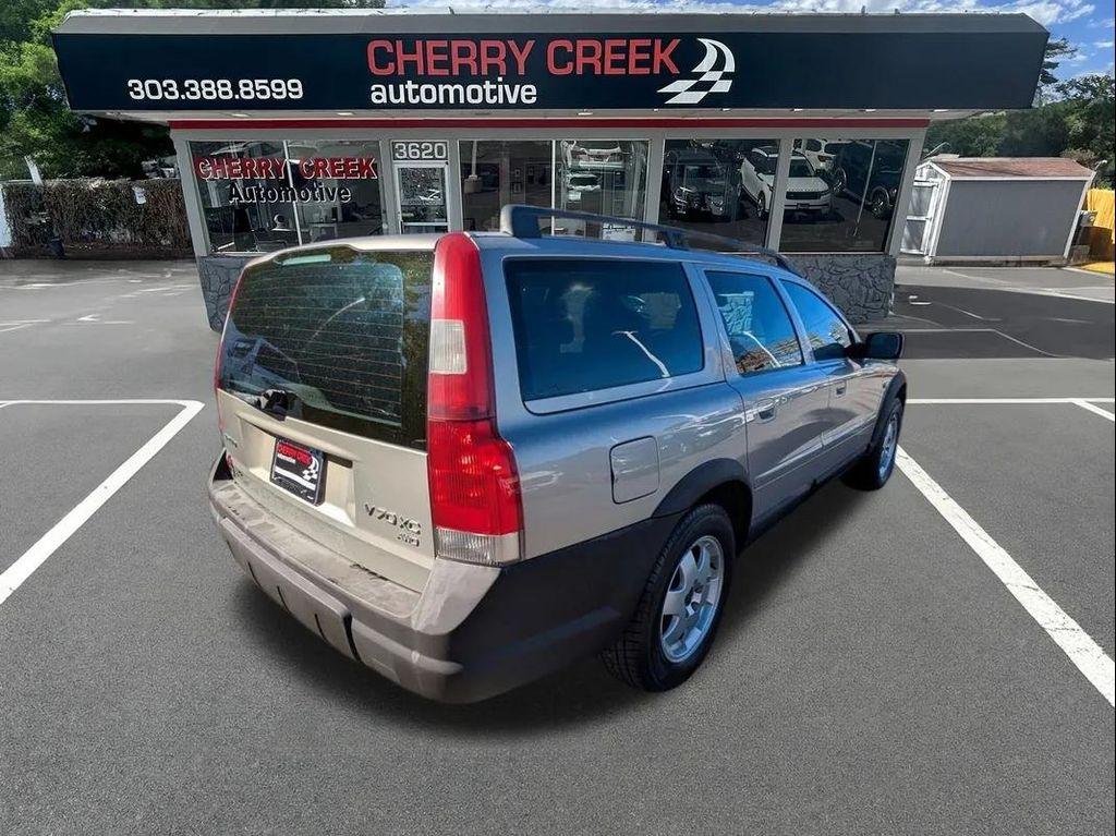 used 2001 Volvo V70 car, priced at $6,990