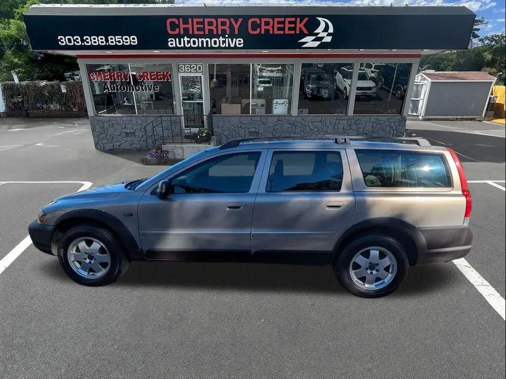 used 2001 Volvo V70 car, priced at $6,990