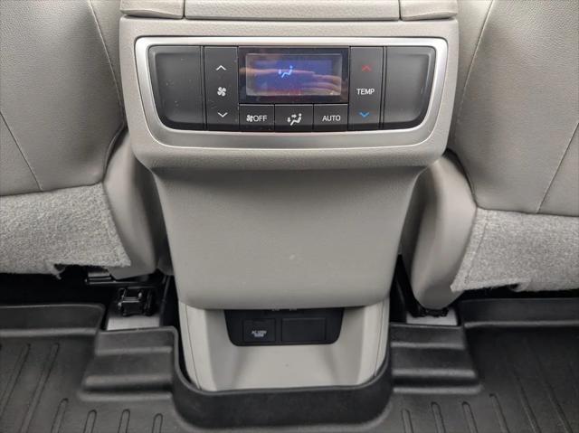 used 2018 Toyota Highlander car, priced at $22,890