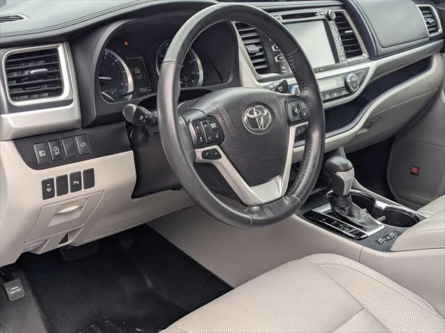 used 2018 Toyota Highlander car, priced at $22,890