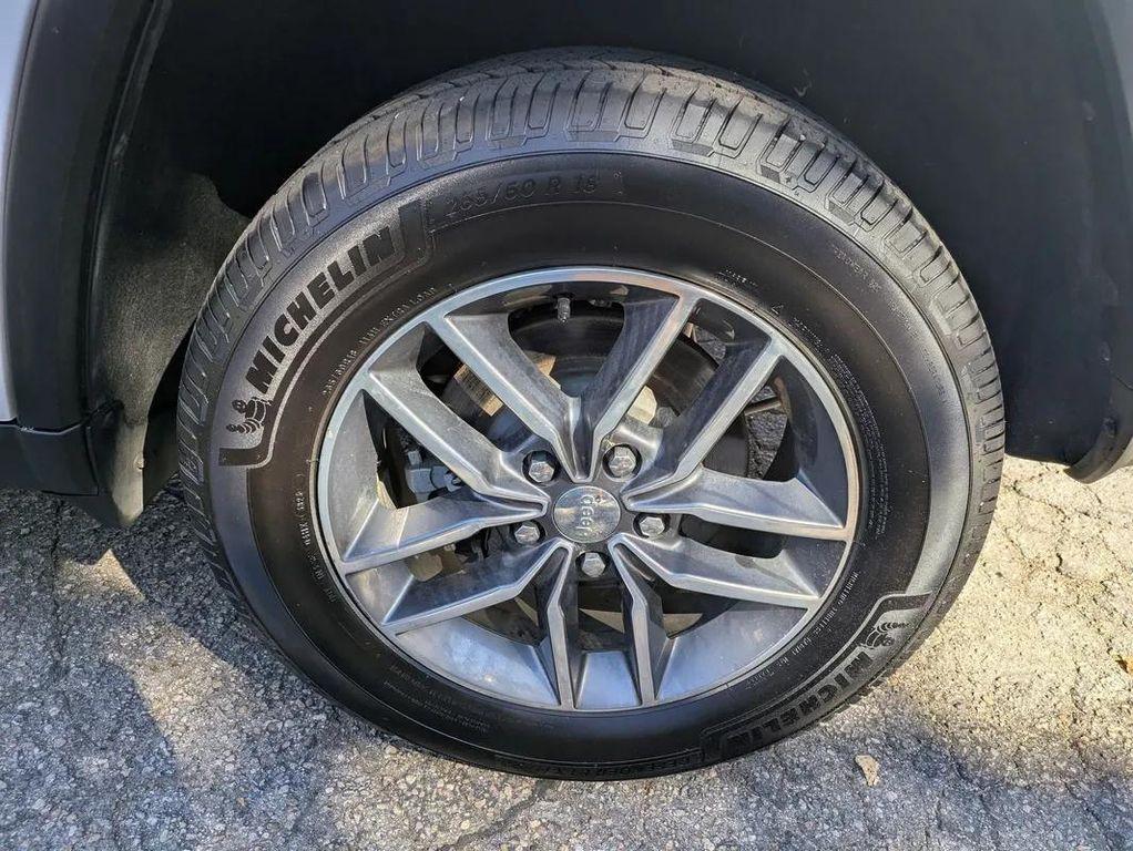 used 2018 Jeep Grand Cherokee car, priced at $17,790