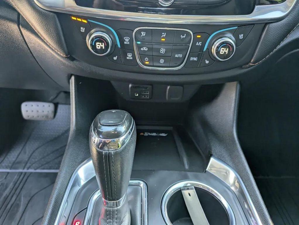 used 2020 Chevrolet Traverse car, priced at $27,990