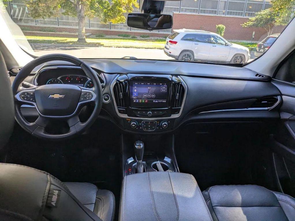 used 2020 Chevrolet Traverse car, priced at $27,990