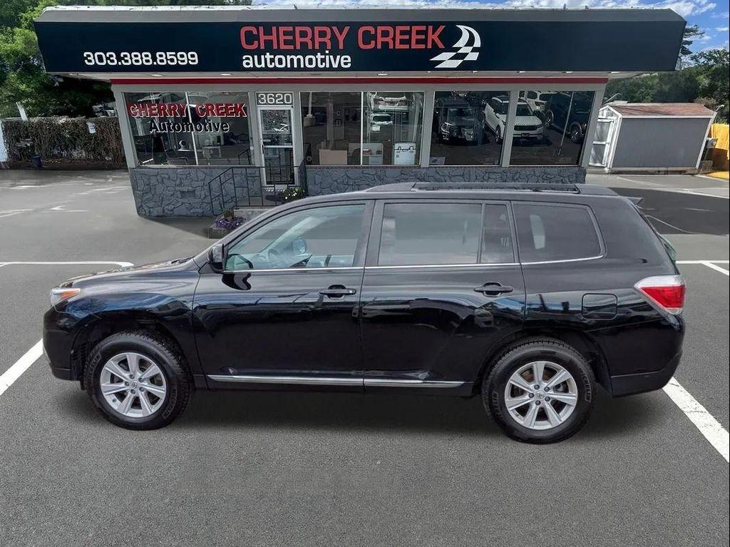 used 2013 Toyota Highlander car, priced at $13,790
