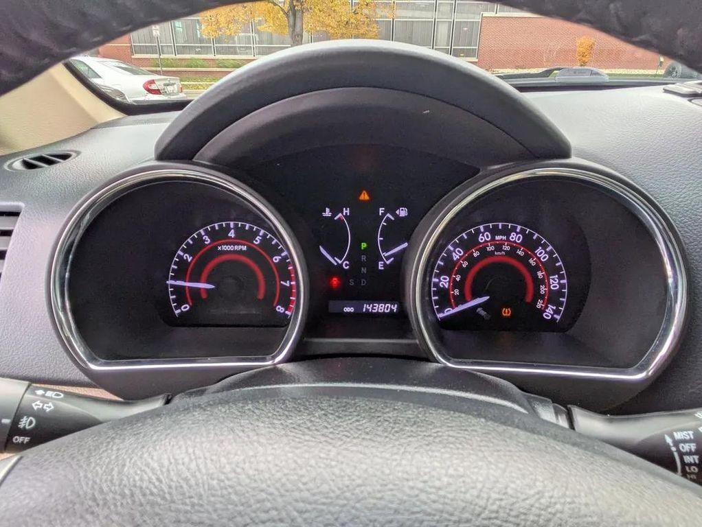 used 2013 Toyota Highlander car, priced at $13,790