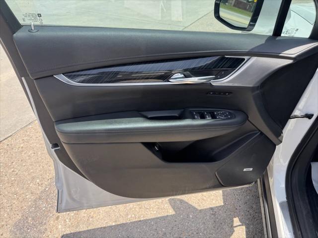 used 2021 Cadillac XT6 car, priced at $21,995