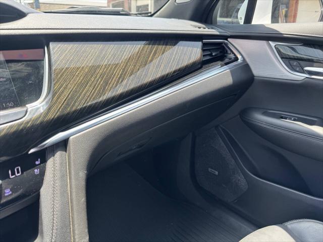 used 2021 Cadillac XT6 car, priced at $21,995