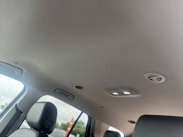 used 2021 Chevrolet Traverse car, priced at $22,995