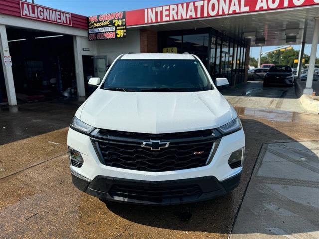 used 2023 Chevrolet Traverse car, priced at $29,495