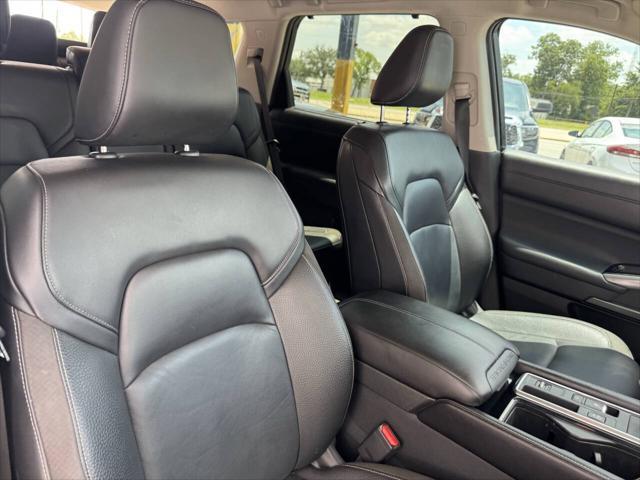 used 2022 Nissan Pathfinder car, priced at $23,995