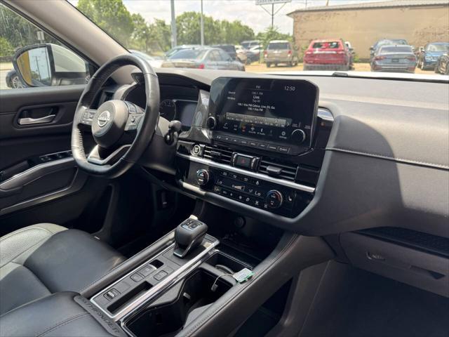 used 2022 Nissan Pathfinder car, priced at $23,995