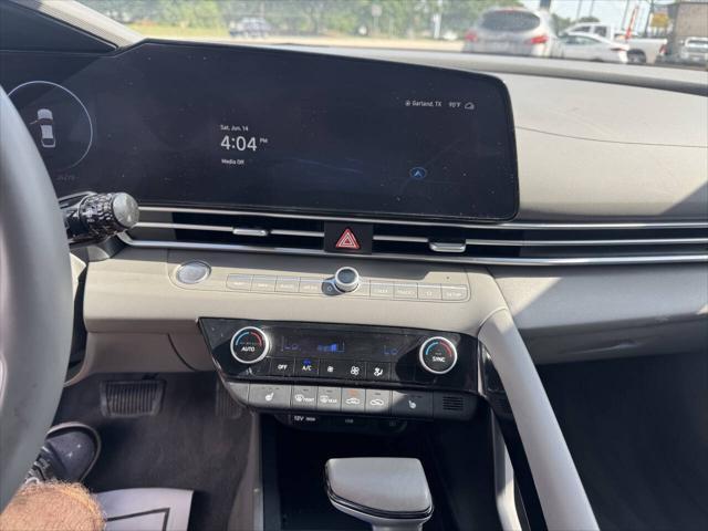 used 2023 Hyundai Elantra car, priced at $16,995