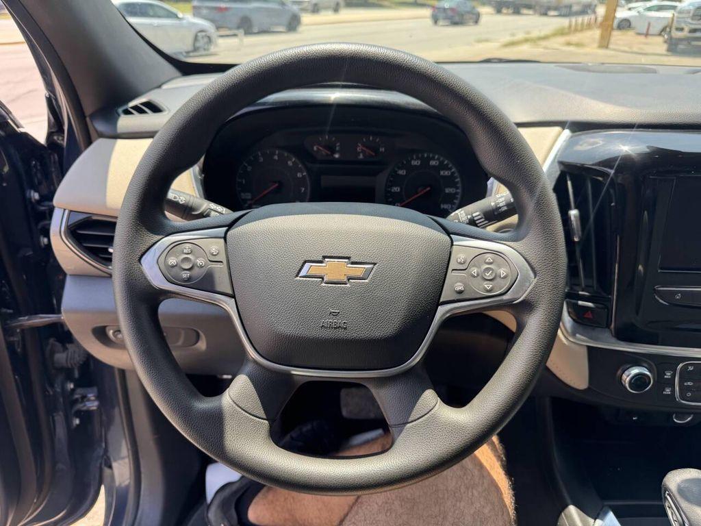 used 2023 Chevrolet Traverse car, priced at $19,995