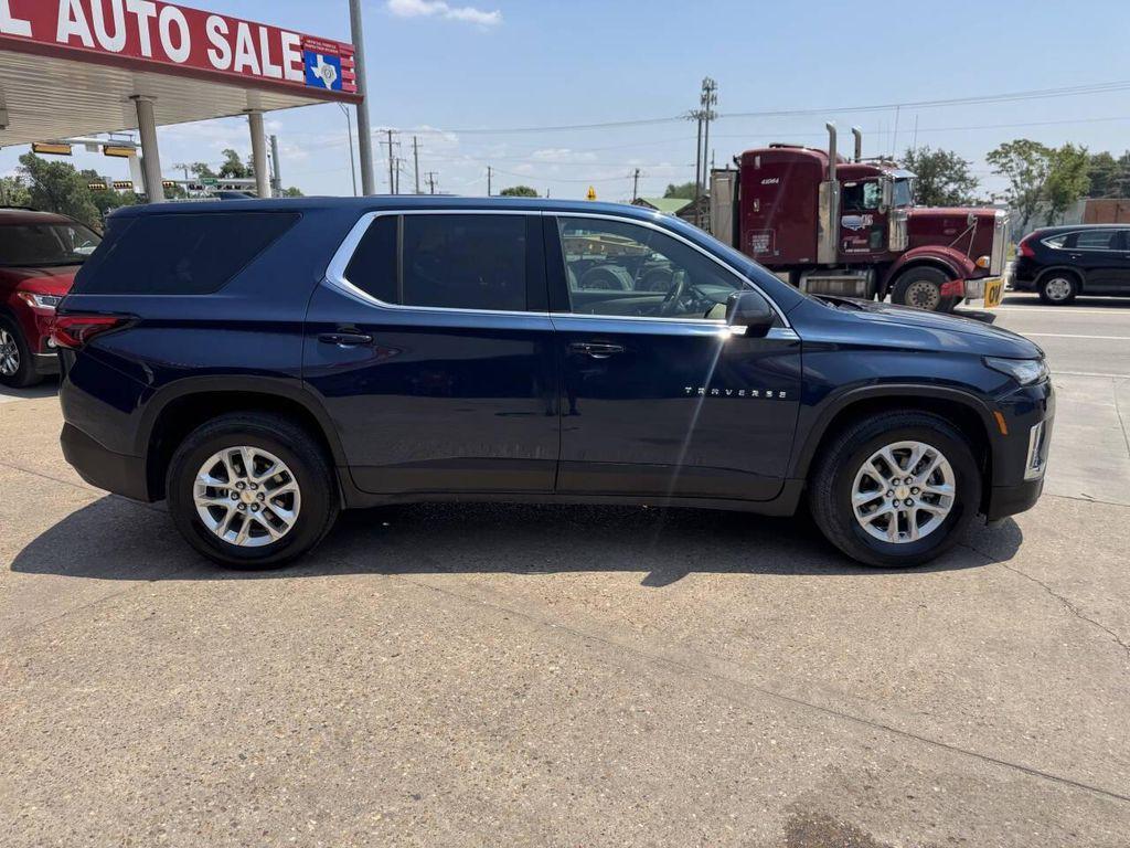 used 2023 Chevrolet Traverse car, priced at $19,995
