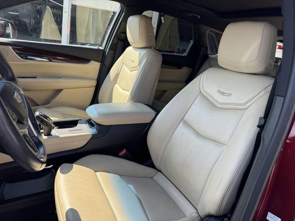 used 2018 Cadillac XT5 car, priced at $14,995